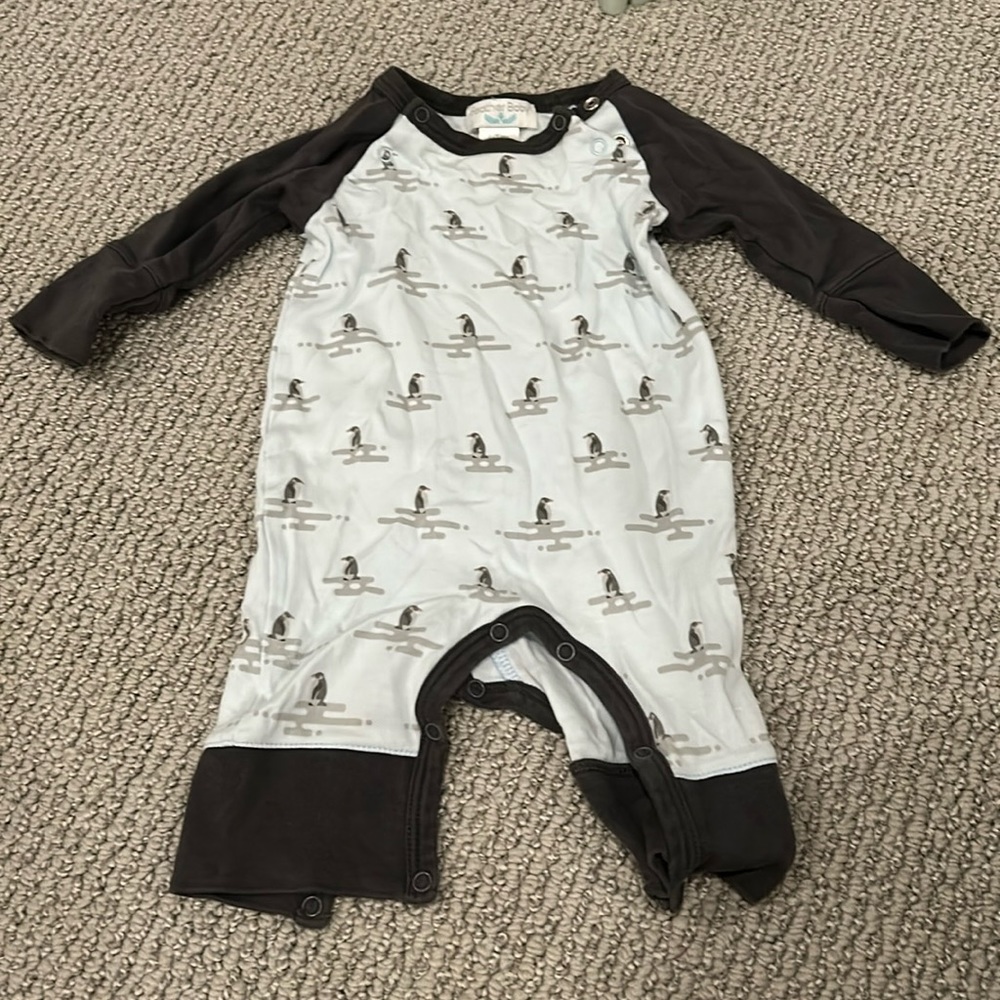 Feather baby 0-3M pajama penguin